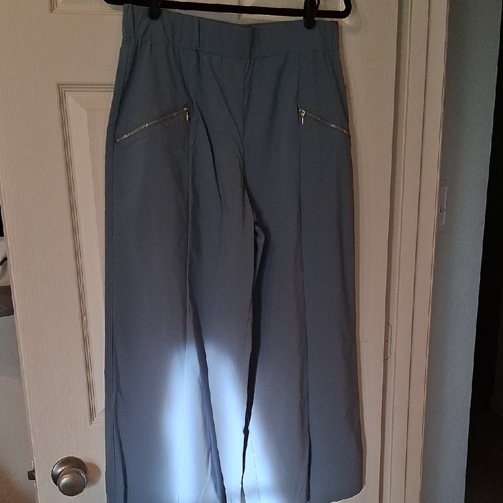 Marla Wynne Cropped Pants